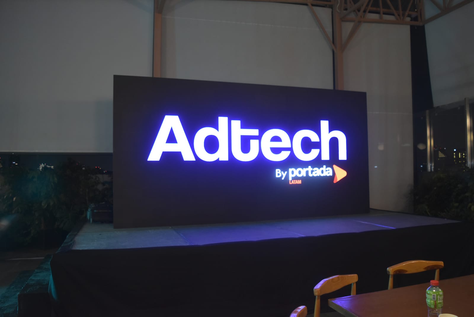 Next Connect CDMX: El evento que reunió la IA, Retail Media y DOOH Imagen destacada de la publicación