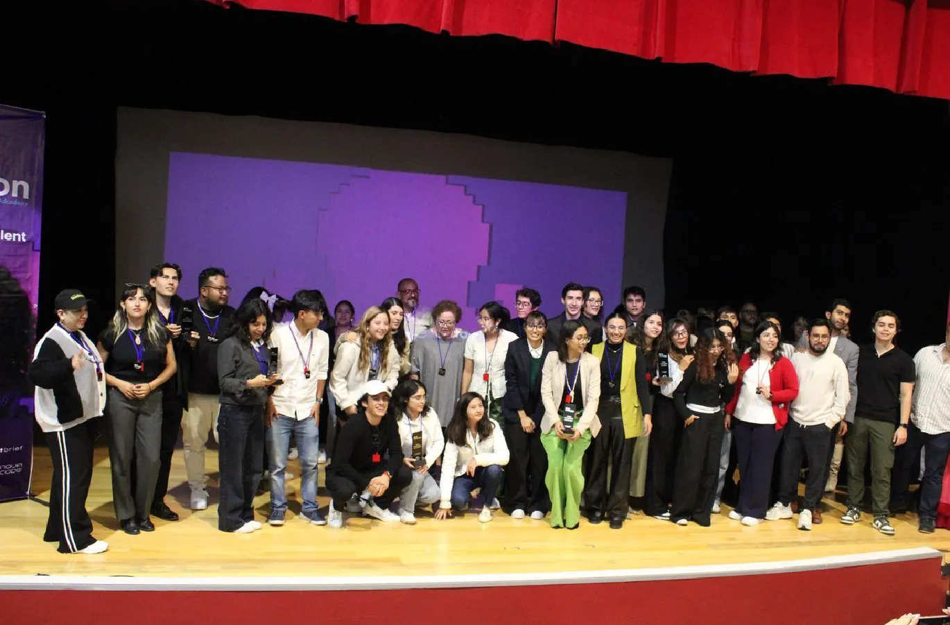 Next HackAdton Puebla 2025: innovación, IA y creatividad universitaria Imagen de la publicación